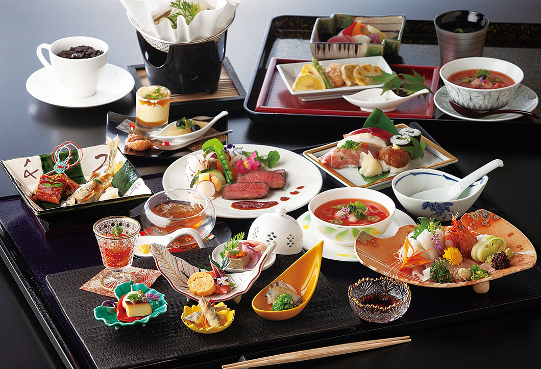 画像：夕食の懐石料理